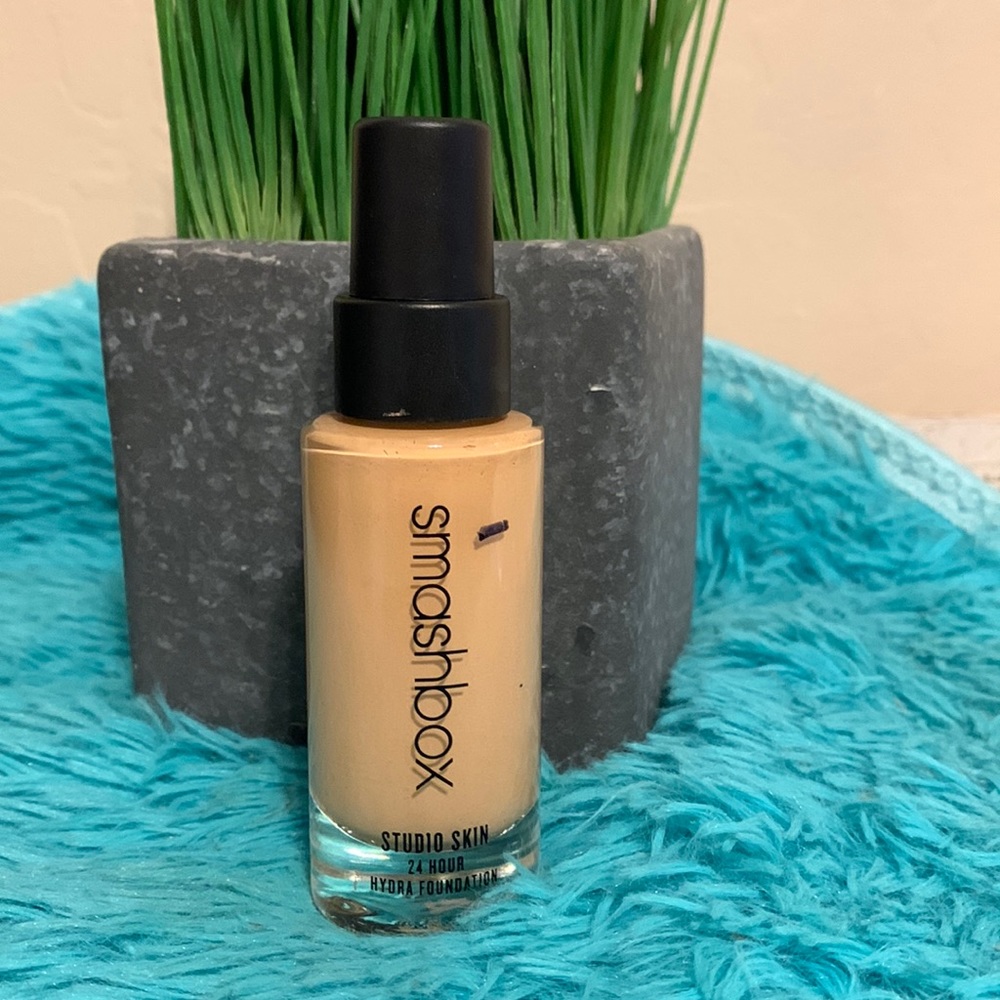 Smashbox foundation